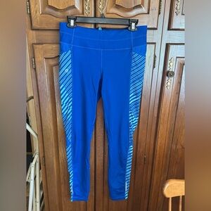 Athleta Vibrant Blue Cropped Leggings, size M
